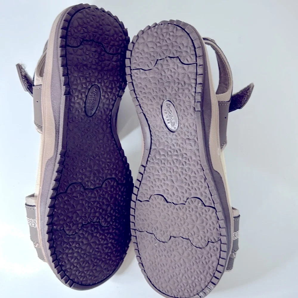 Dr Scholl’s Gel Cushion Women's Gray Sandals  Size 7.5 Velcro Closure - Picture 6 of 10
